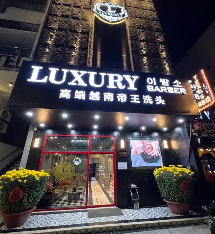 LUXURY 이발소
